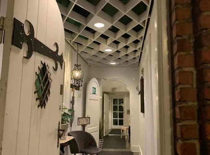 ホテル Hotel Faaborg 3*